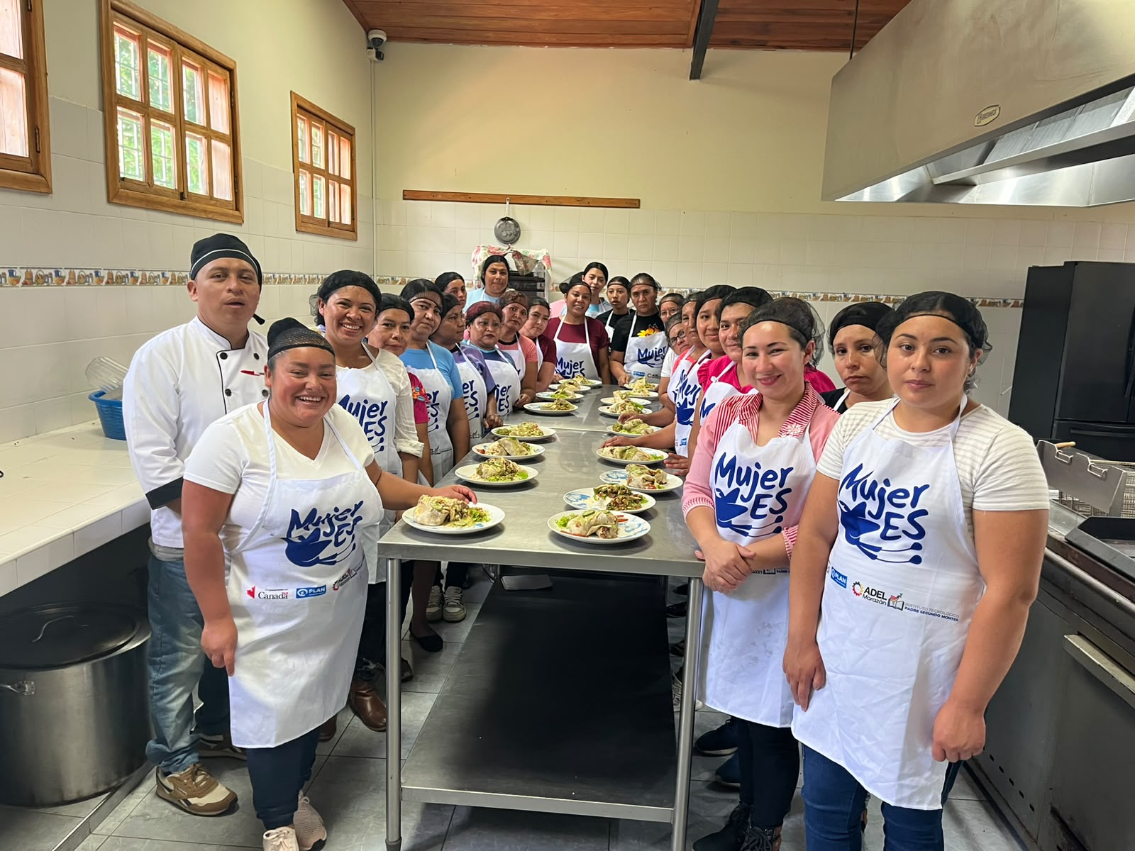 Proyecto MujerES — Autonomía y Empoderamiento